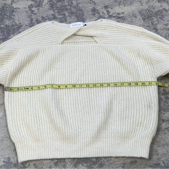 New Eleven Six Emma Twist Keyhole Cut Out Knit Sweater Alpaca Wool Cream M L - Picture 6 of 9